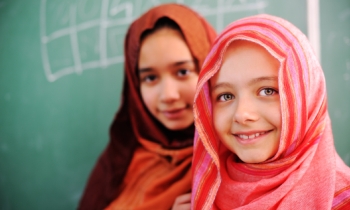 Young Arabic girls at school_featured image